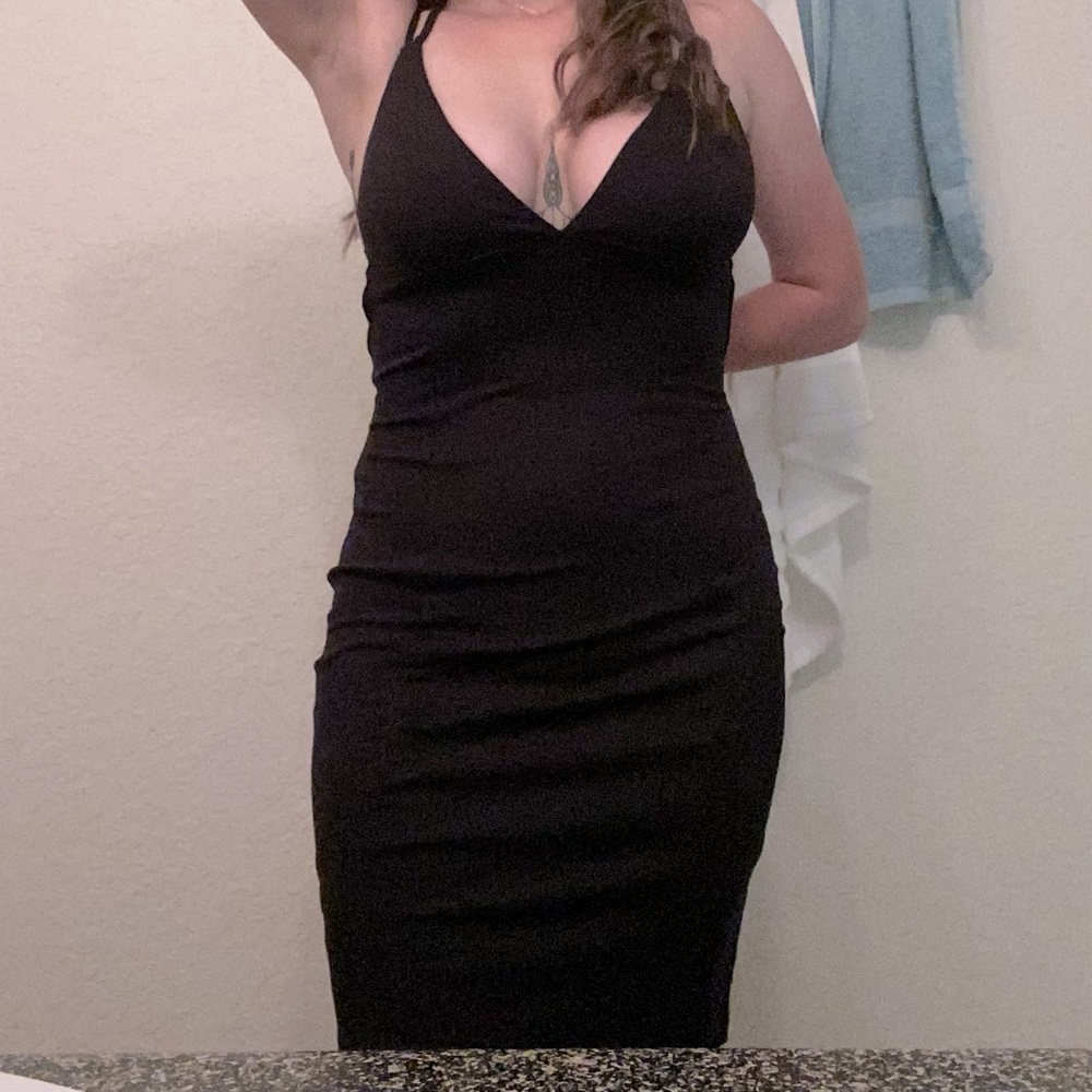 Black open back bodycon dress